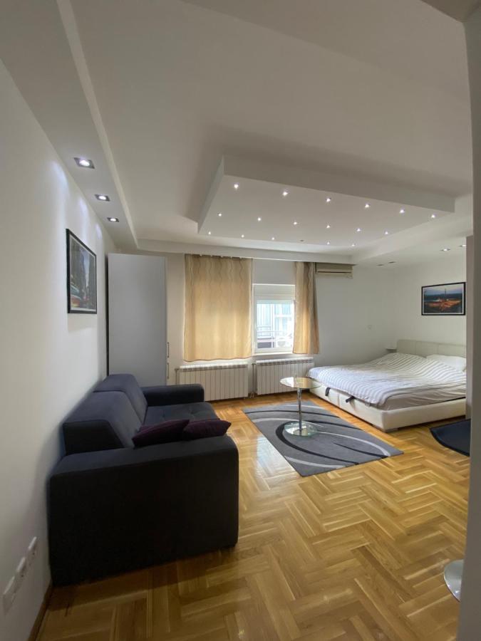 Ferienwohnung Cika Ljuba Belgrad Exterior foto